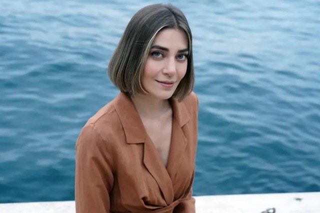 Öznur Serçeler