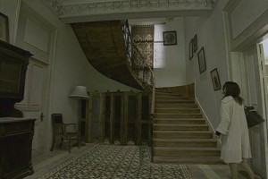 Kabuslar Evi Tanıdık Yabancı Fotoğrafı