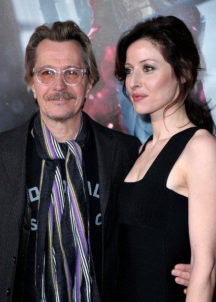 Kız ve Kurt Fotoğrafı