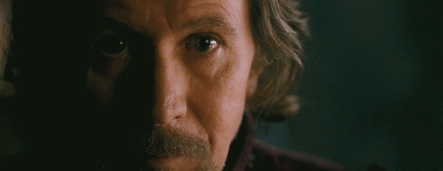 Kız ve Kurt Fotoğrafı