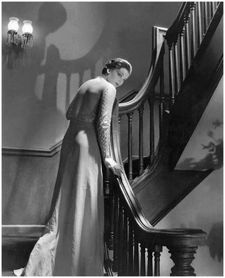 13 Kadın Fotoğrafı