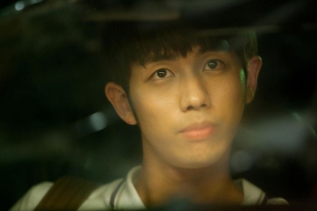 Acoustic Fotoğrafı