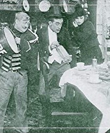 The Caretaker's Dilemma (1915) afişi