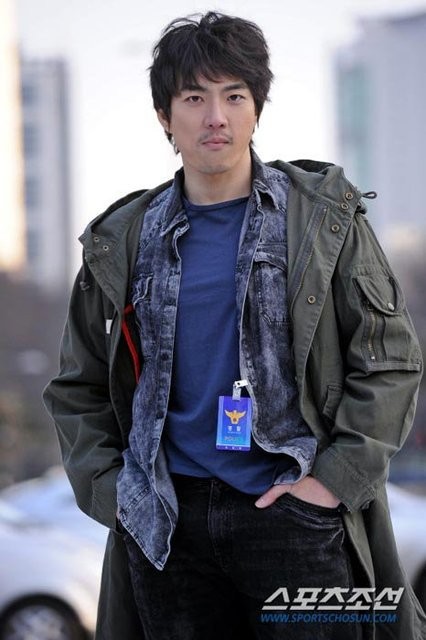 Belalı Polisler fotoğrafı