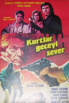 Kurtlar Geceyi Sever (1988) afişi