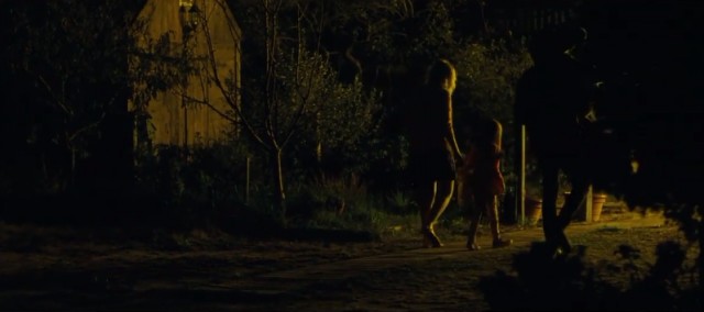 Arada Kalan Fotoğrafı