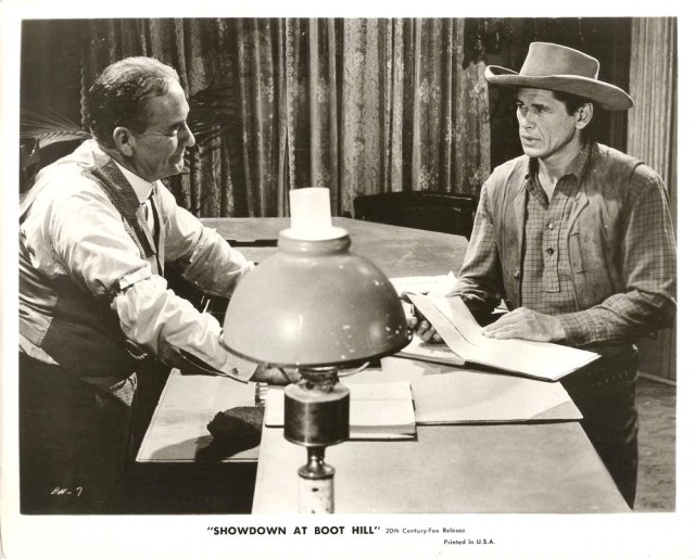 Showdown At Boot Hill fotoğrafı