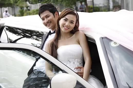 Battle Of The Brides fotoğrafı