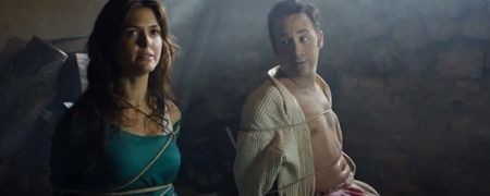 Sen Kimsin? Fotoğrafı