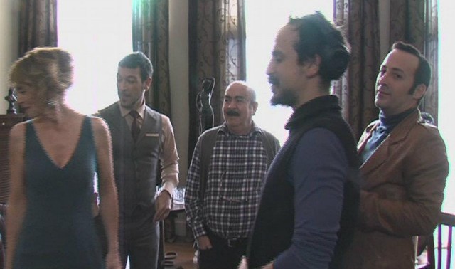 Sen Kimsin? Fotoğrafı