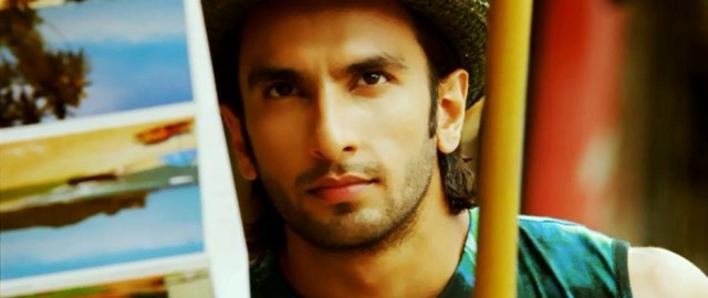 Ladies vs Ricky Bahl Fotoğrafı