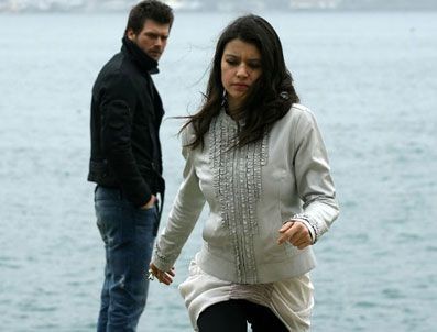 Aşk-ı Memnu Fotoğrafı