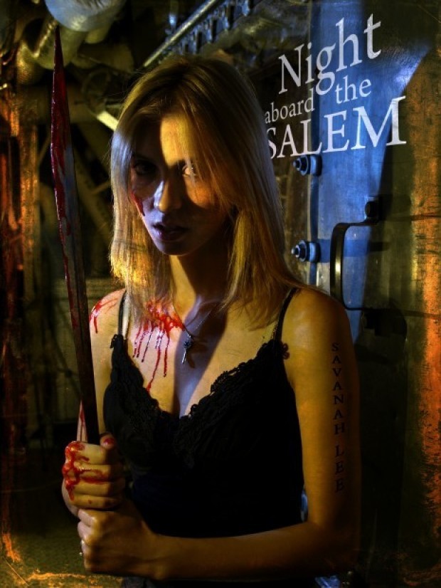 Night Aboard the Salem Fotoğrafı