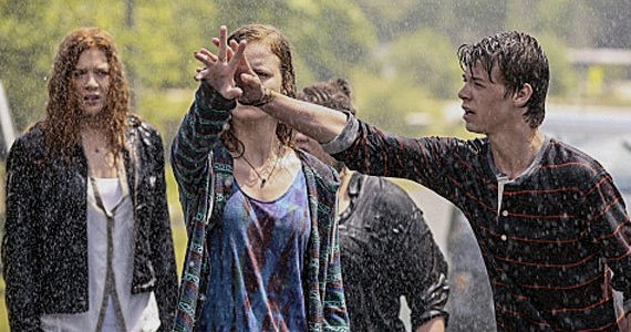 Under The Dome : Sezon 1 Fotoğrafı