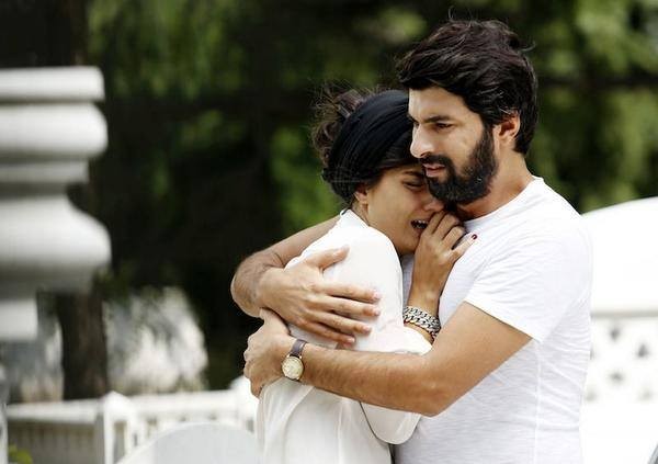 Kara Para Aşk Fotoğrafı