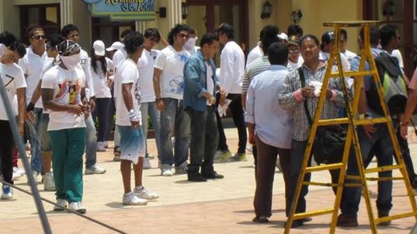 Mental: For a Cause Fotoğrafı