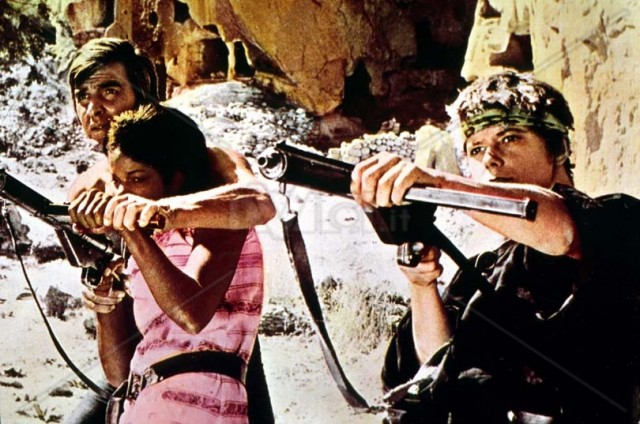 Io monaca... per tre carogne e sette peccatrici fotoğrafı