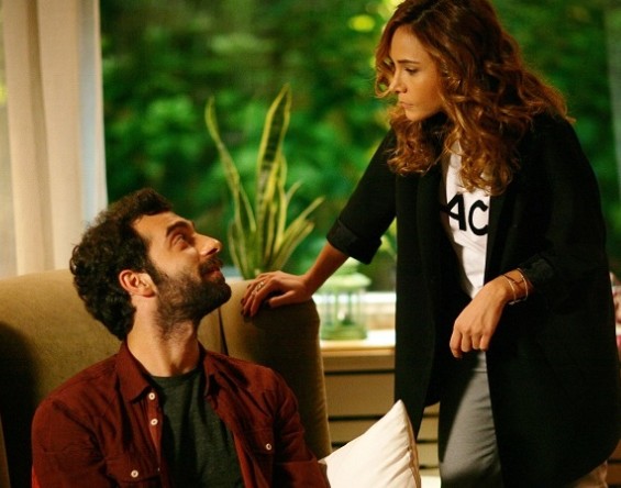 Poyraz Karayel Fotoğrafı