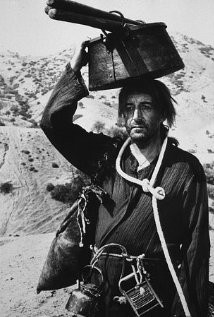 Ghost in the Noonday Sun Fotoğrafı