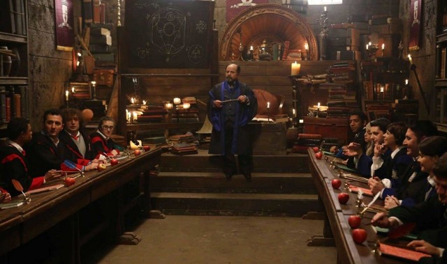 Sihirbazlık Okulunda Bir Türk Fotoğrafı