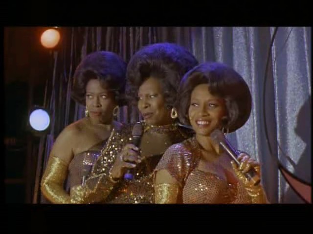 Yırtık Rahibe fotoğrafı