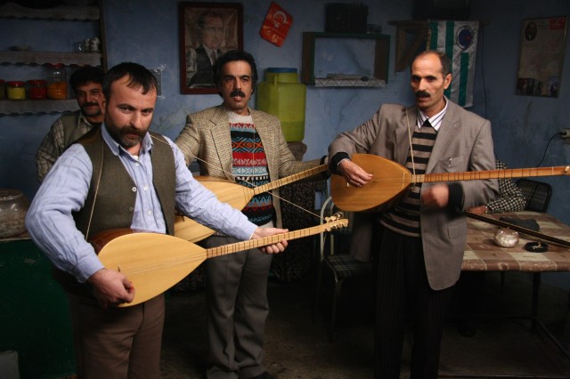 Deli Deli Olma Fotoğrafı