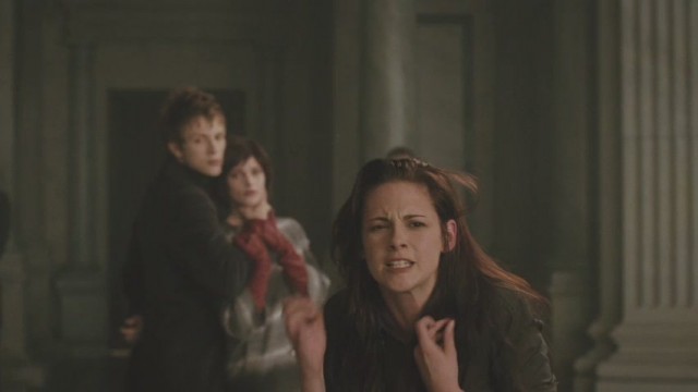 Alacakaranlık Efsanesi: Yeni Ay Fotoğrafı