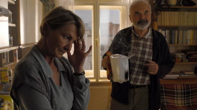 Depozitolu Şişeler Fotoğrafı