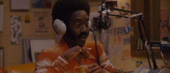 Talk To Me Fotoğrafı