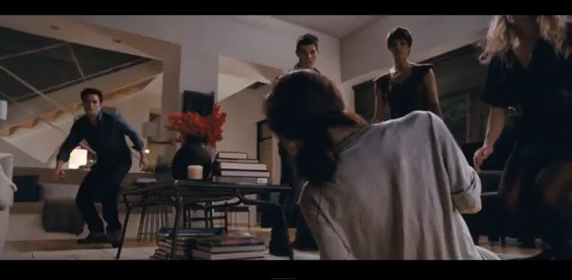 Alacakaranlık Efsanesi: Şafak Vakti Bölüm 1 Fotoğrafı