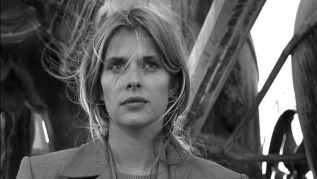 Faraway, so close! fotoğrafı