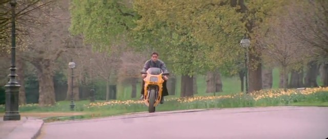 Bazen Sevinç Bazen Hüzün Fotoğrafı