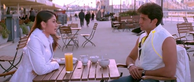 Bazen Sevinç Bazen Hüzün Fotoğrafı