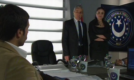 Aynadaki Düşman Fotoğrafı