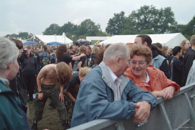 Full Metal Village fotoğrafı