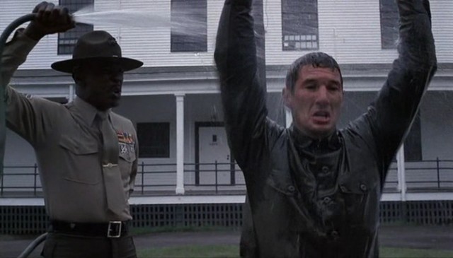 Subay Ve Centilmen Fotoğrafı