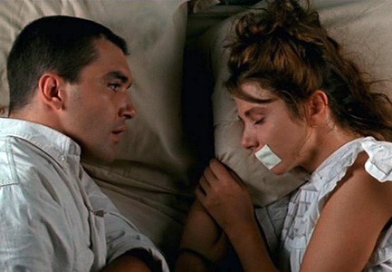 Bağla Beni Fotoğrafı