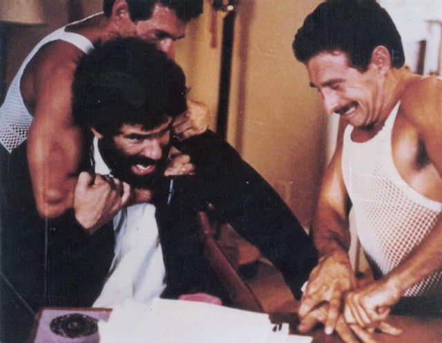 Dirty Tricks Fotoğrafı