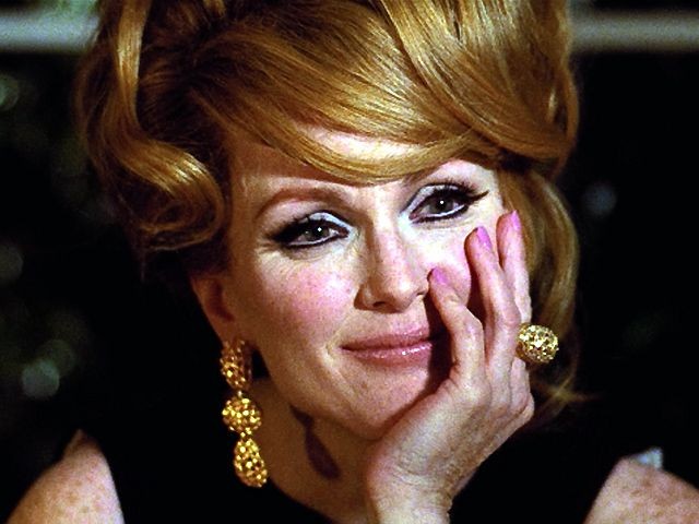 Tek Başına Bir Adam Fotoğrafı