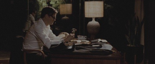 Tek Başına Bir Adam Fotoğrafı