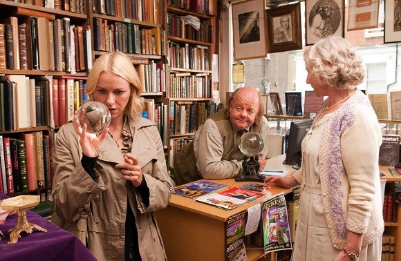 Uzun Boylu Esmer Adam Fotoğrafı