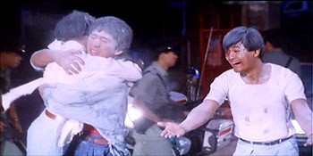 Tiger On The Beat Fotoğrafı