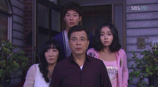 Smile, You Fotoğrafı