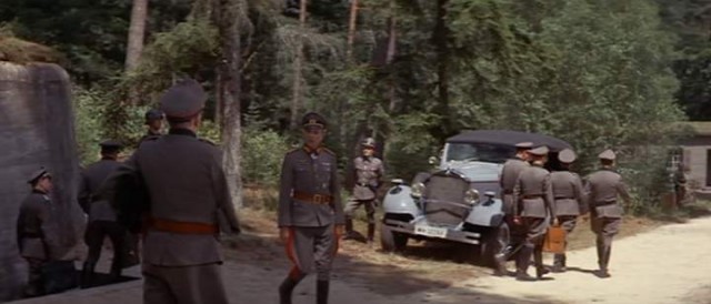 Generallerin Gecesi fotoğrafı