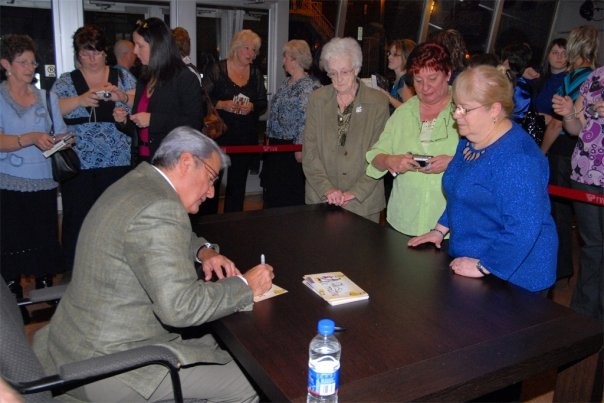 Ladies In Blue Fotoğrafı
