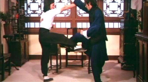 The Victim / Lightning Kung Fu Fotoğrafı