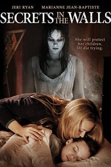 Duvarlardaki Sırlar (2010) afişi