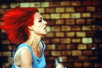 Koş Lola Koş Fotoğrafı