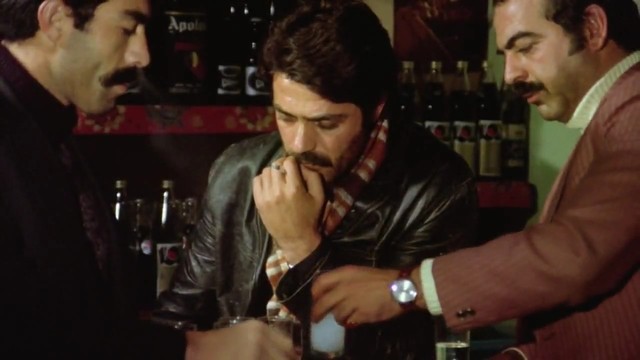 Selvi Boylum Al Yazmalım Fotoğrafı