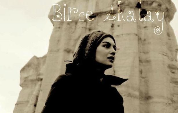 Yer Gök Aşk Fotoğrafı